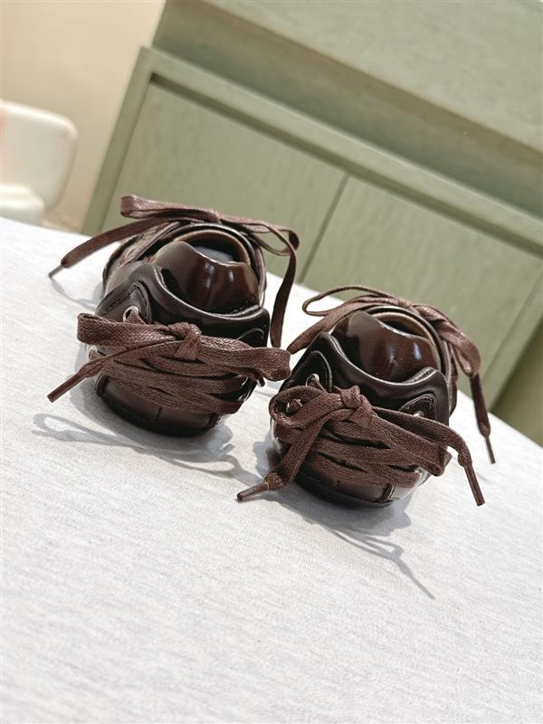 20251127165610570 310